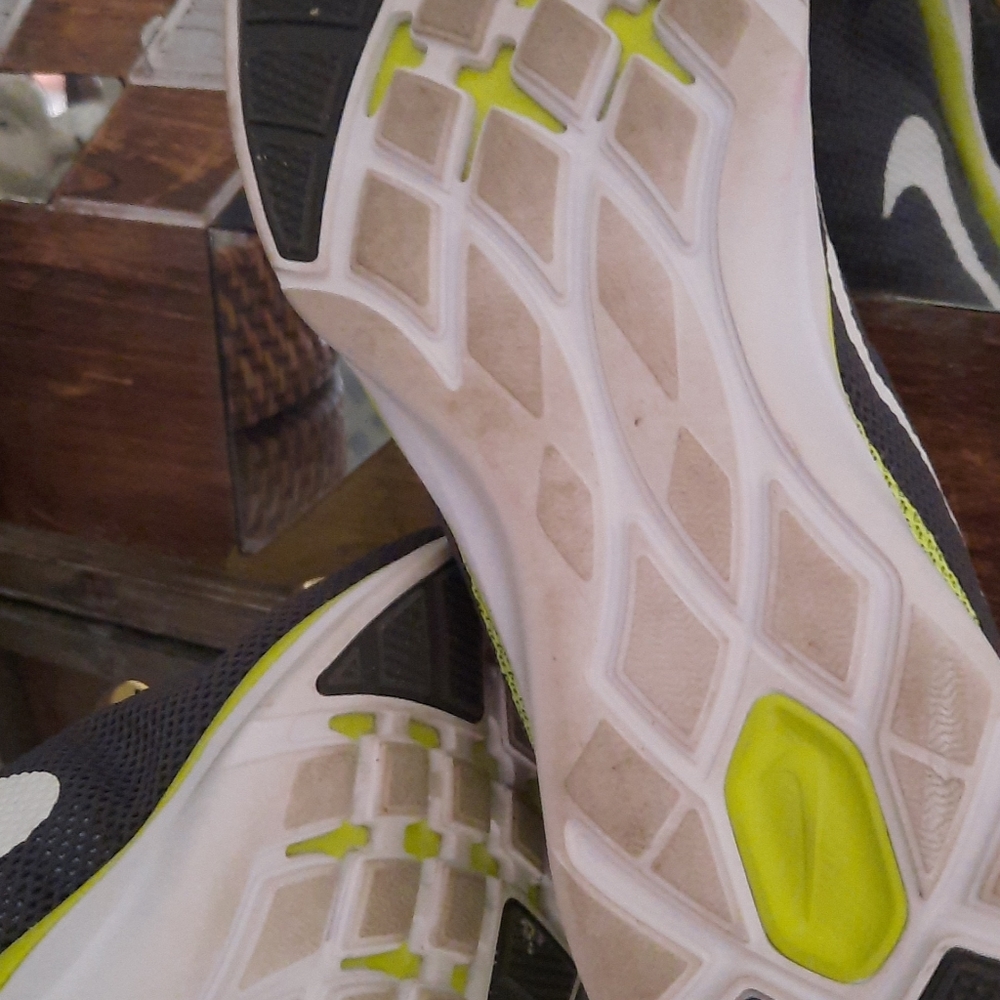 Nike bundle - Picture 3 of 7
